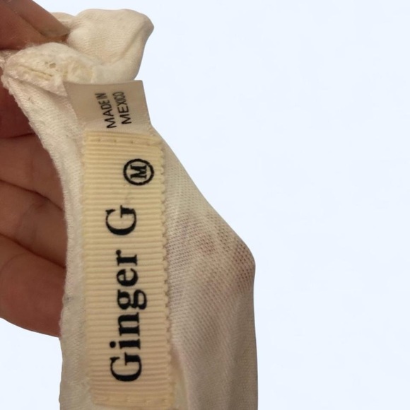 Ginger G Ivory Lace Sleeveless Dress with Keyhole back M - Picture 3 of 3